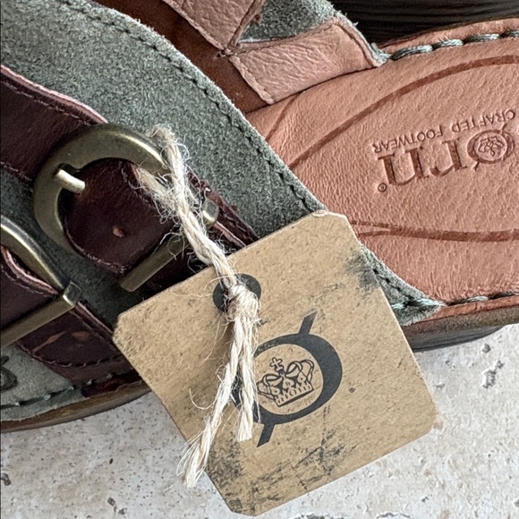 NEW Born Olive and Chocolate Suede Leather Clogs 9 - Picture 5 of 11